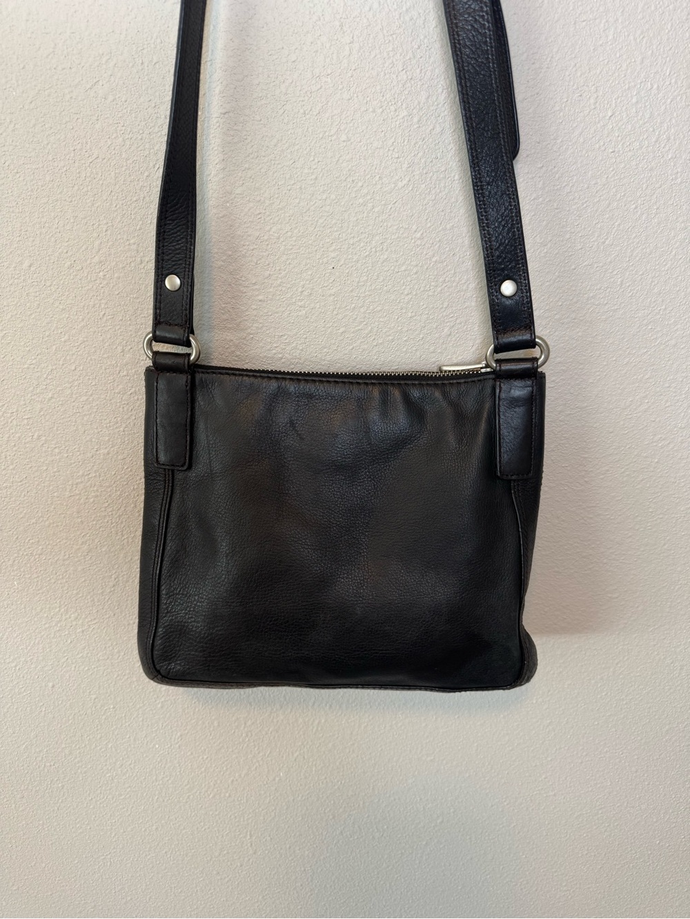 Fossil Black Leather Crossbody with Silver Hardware - Picture 4 of 5
